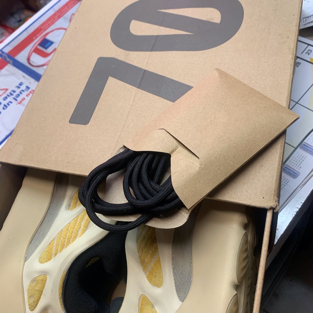 Yeezys 700
